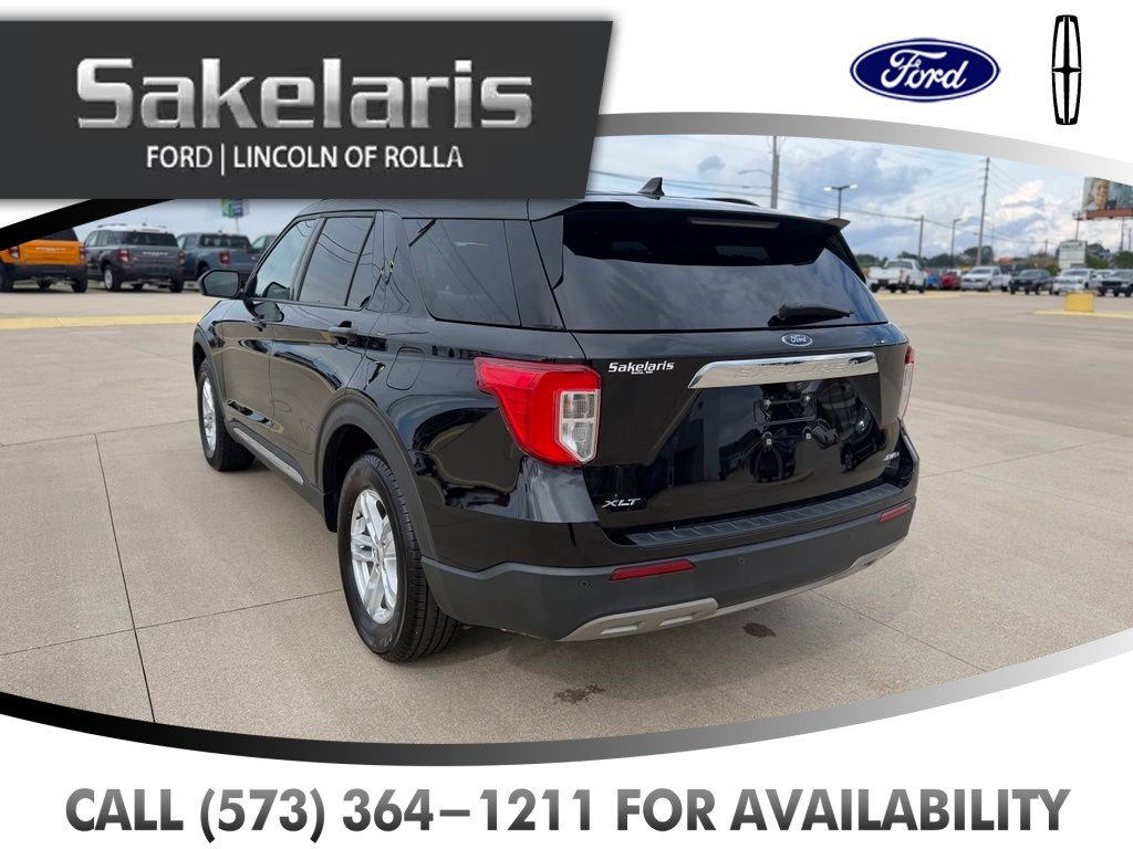 Certified 2022 Ford Explorer XLT w/ Equipment Group 202A AWD/4WD image 7