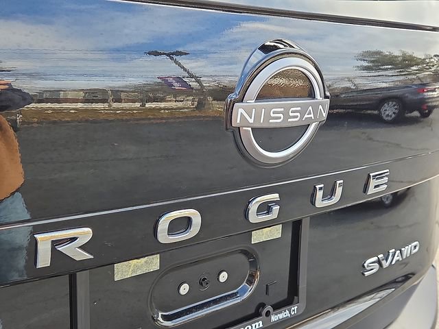 Used 2023 Nissan Rogue SV image 27