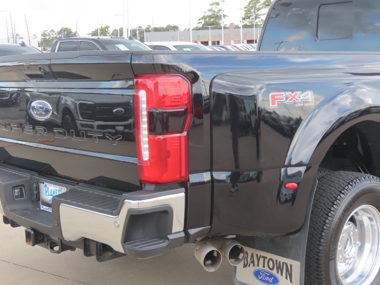 Certified 2025 Ford F350 Lariat AWD/4WD image 10