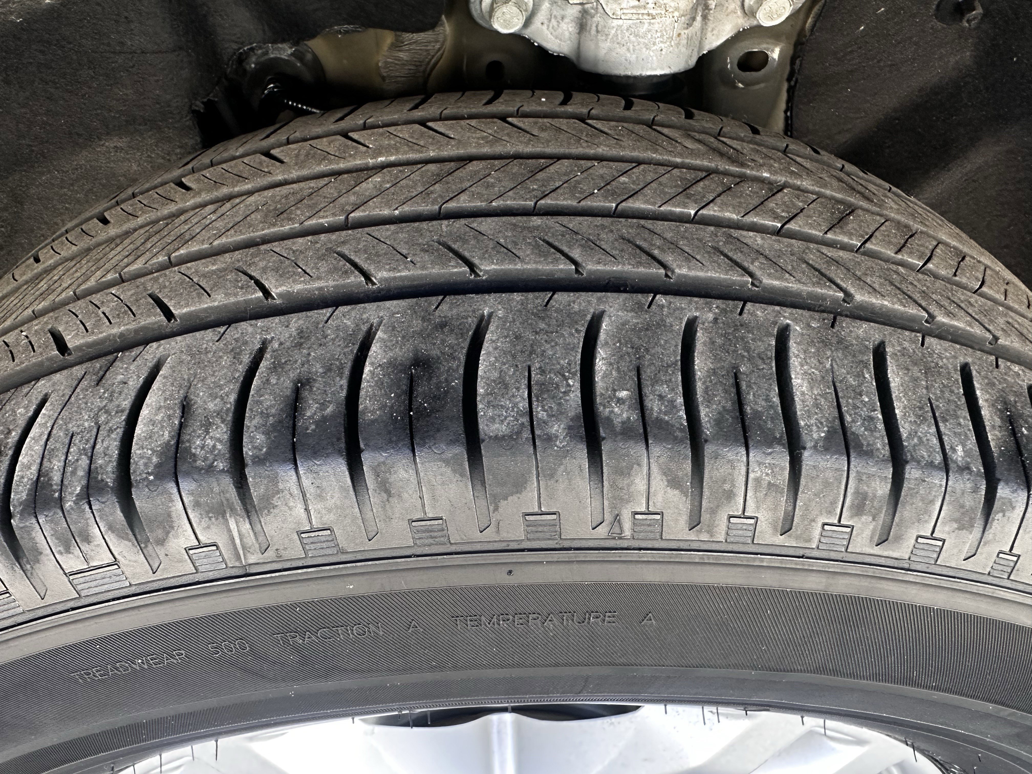 Certified 2023 Ford Explorer XLT w/ Equipment Group 202A AWD/4WD image 21