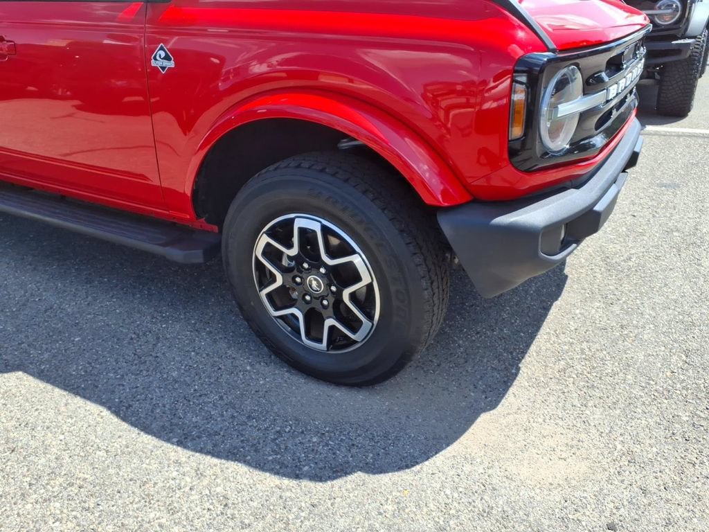 Certified 2023 Ford Bronco Outer Banks AWD/4WD image 5