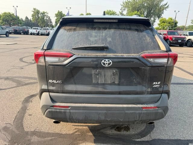 Used 2021 Toyota RAV4 XLE Premium AWD/4WD image 9