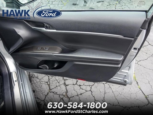 Used 2023 Toyota Camry SE FWD image 21