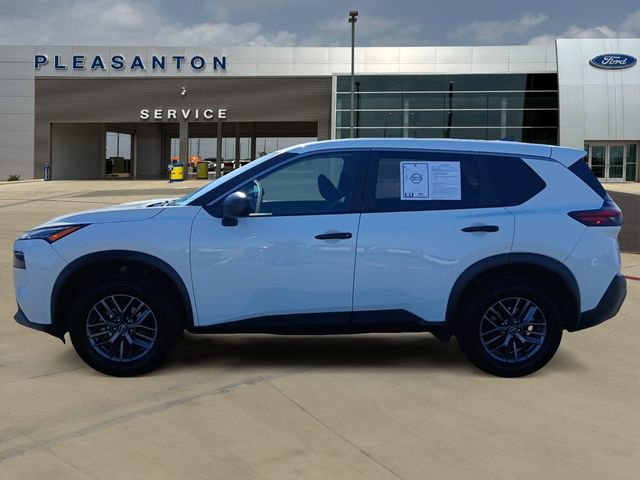 Used 2023 Nissan Rogue S FWD image 2