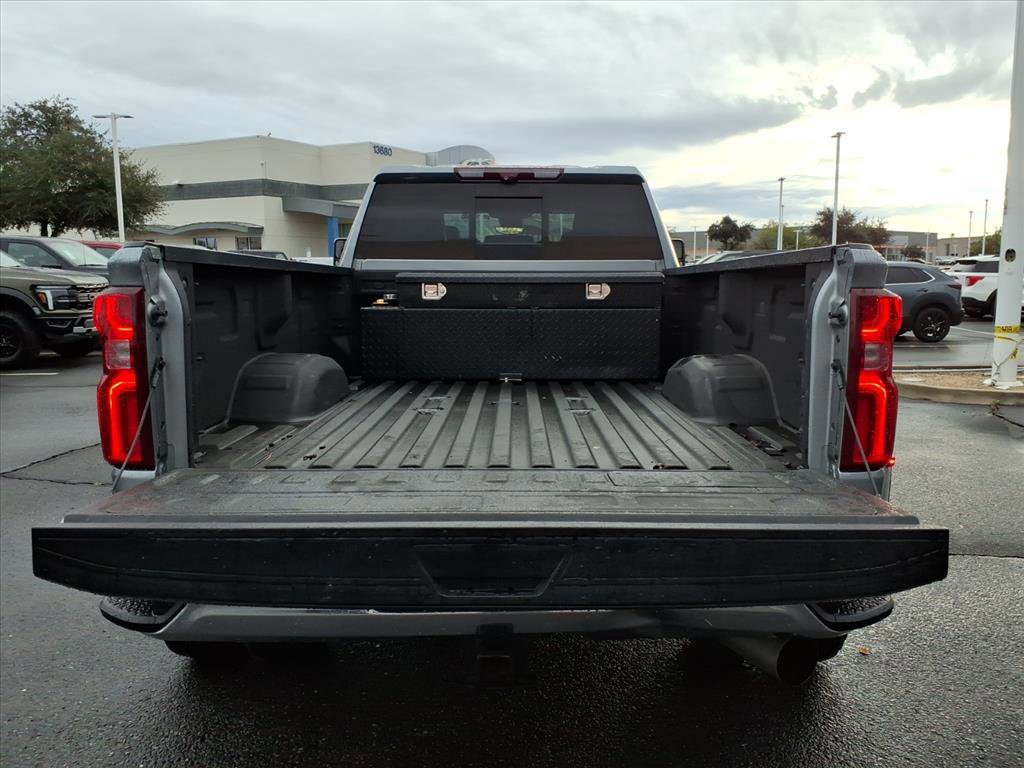Used 2024 Chevrolet Silverado 3500 LTZ w/ LTZ Plus Package image 11