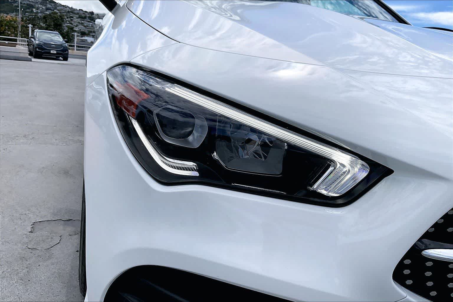 Used 2020 Mercedes-Benz CLA 250 image 31