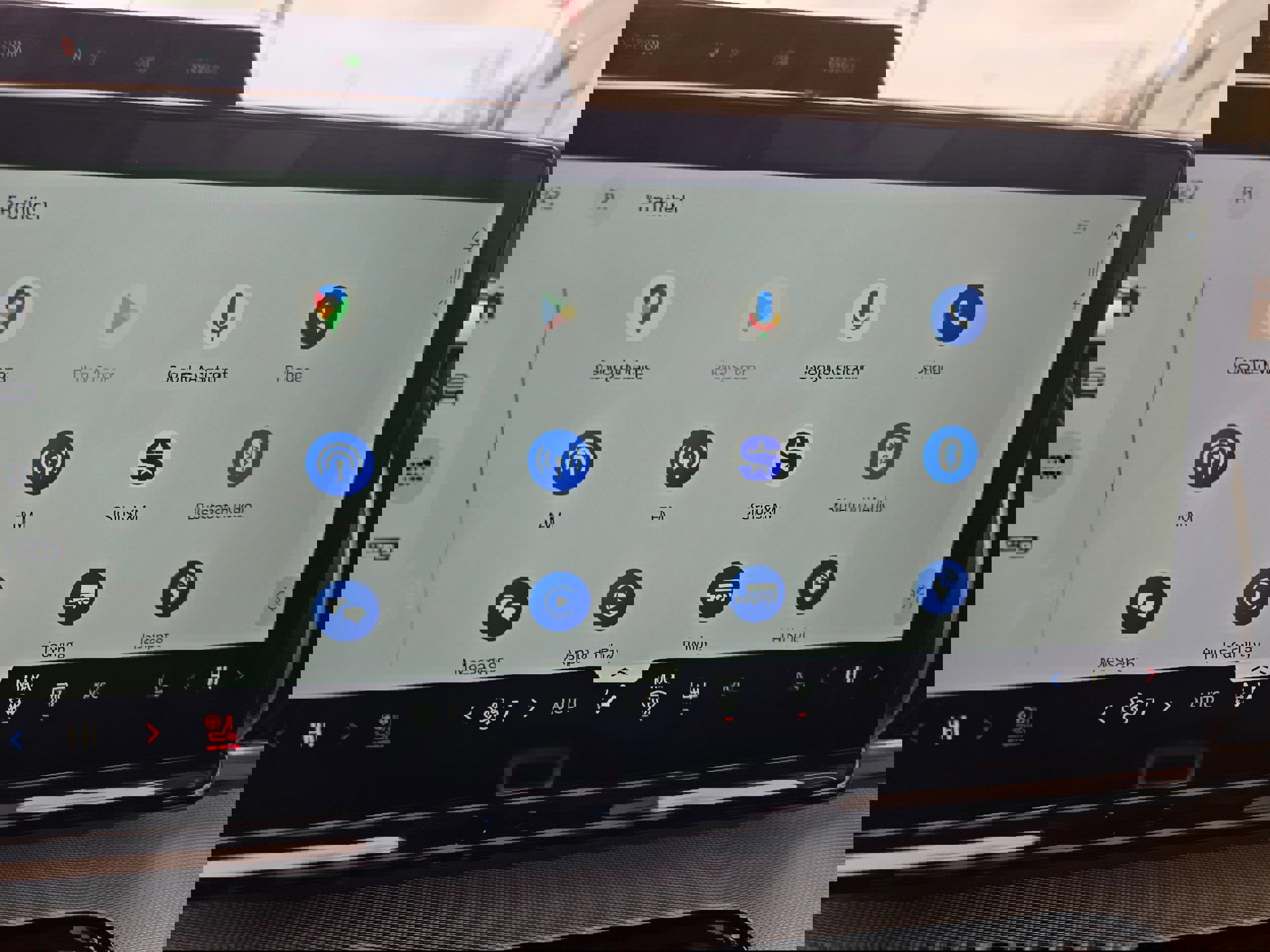 Certified 2025 Ford Expedition Active image 25