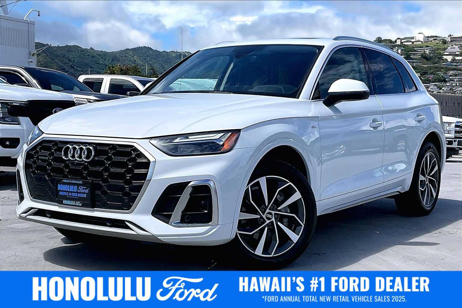 Used 2023 Audi Q5 2.0T Premium Plus w/ Premium Plus Package AWD/4WD video 1