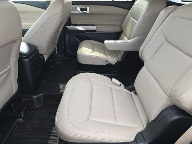 Certified 2023 Ford Explorer XLT w/ Equipment Group 202A AWD/4WD image 19