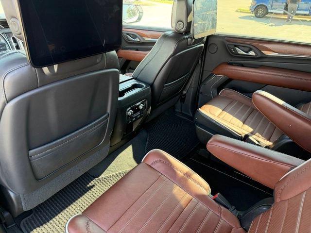 Used 2023 GMC Yukon XL Denali Ultimate AWD/4WD image 25