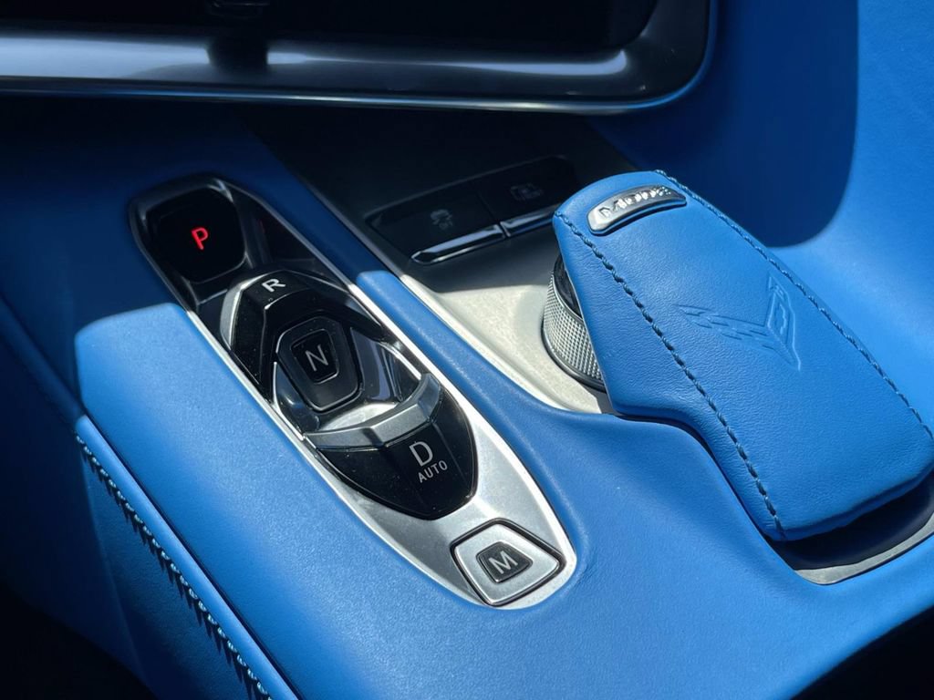 Used 2022 Chevrolet Corvette Stingray Premium Cpe w/ Z51 Performance Package RWD image 23