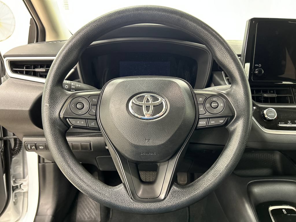 Used 2026 Toyota Corolla LE FWD image 21