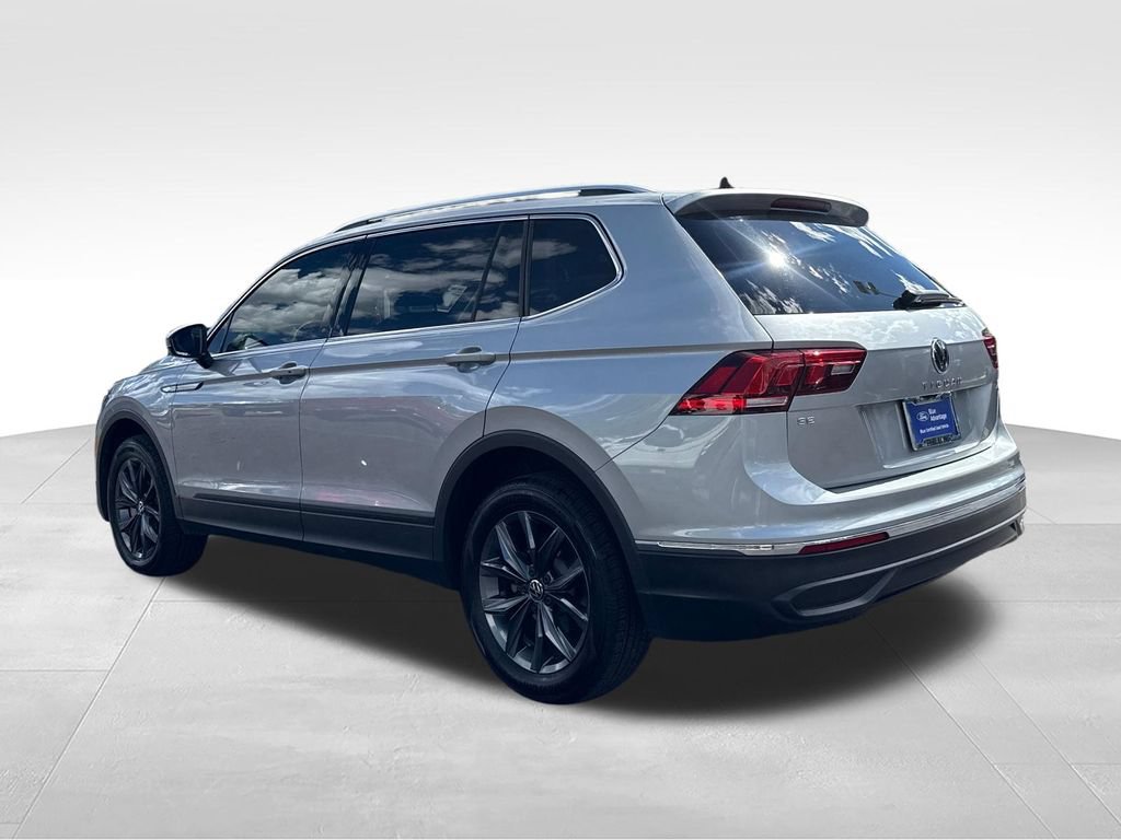 Used 2023 Volkswagen Tiguan SE AWD/4WD image 7