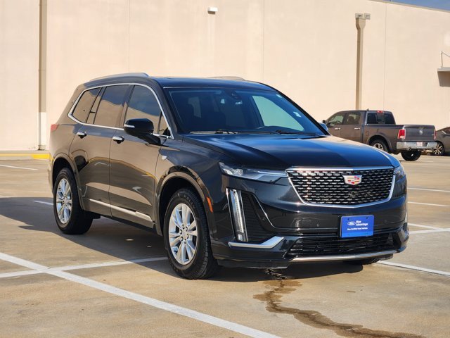 Used 2023 Cadillac XT6 Luxury FWD image 3