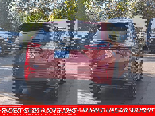 Certified 2024 Ford Edge ST-Line image 3