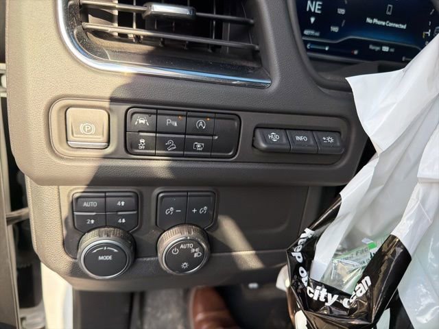 Used 2023 Chevrolet Tahoe Premier image 16