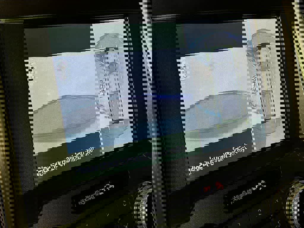 Certified 2020 Ford F150 Platinum w/ Equipment Group 701A Luxury image 29