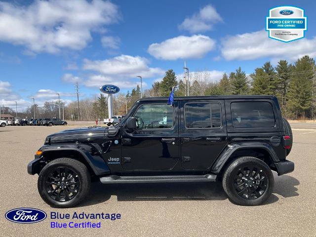 Used 2025 Jeep Wrangler Unlimited Sahara AWD/4WD image 26