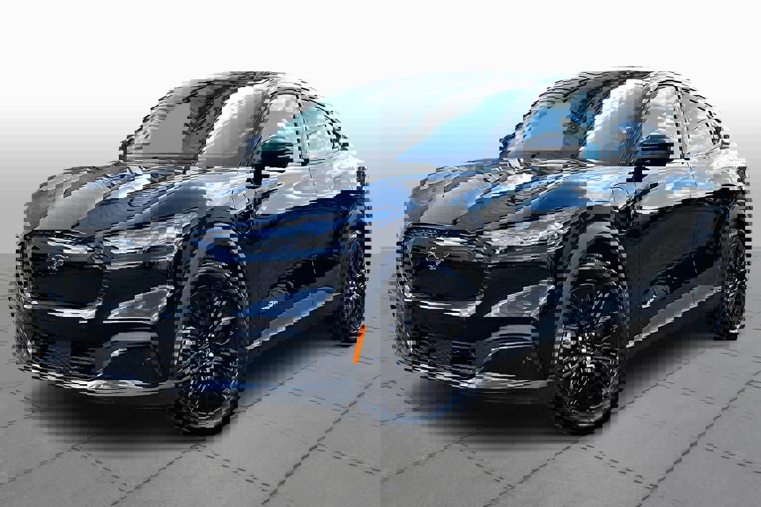 Certified 2025 Ford Mustang Mach-E Select w/ Comfort Package Lite image 7