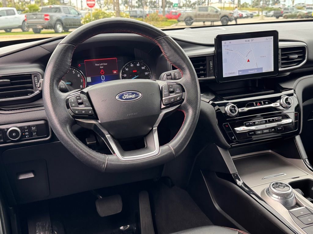 Certified 2023 Ford Explorer ST-Line w/ Class IV Trailer Tow Package image 30