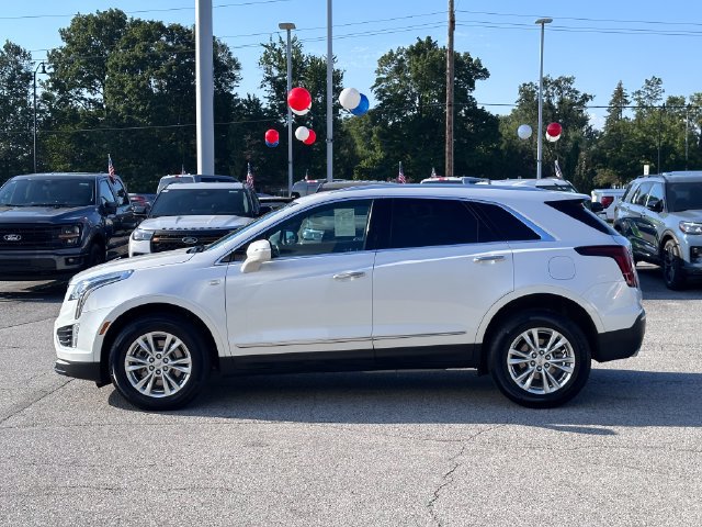 Used 2021 Cadillac XT5 Luxury w/ LPO, Floor Liner Package FWD image 4