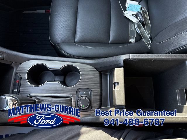 Used 2019 GMC Acadia SLT w/ LPO, Floor Liner Package FWD image 23