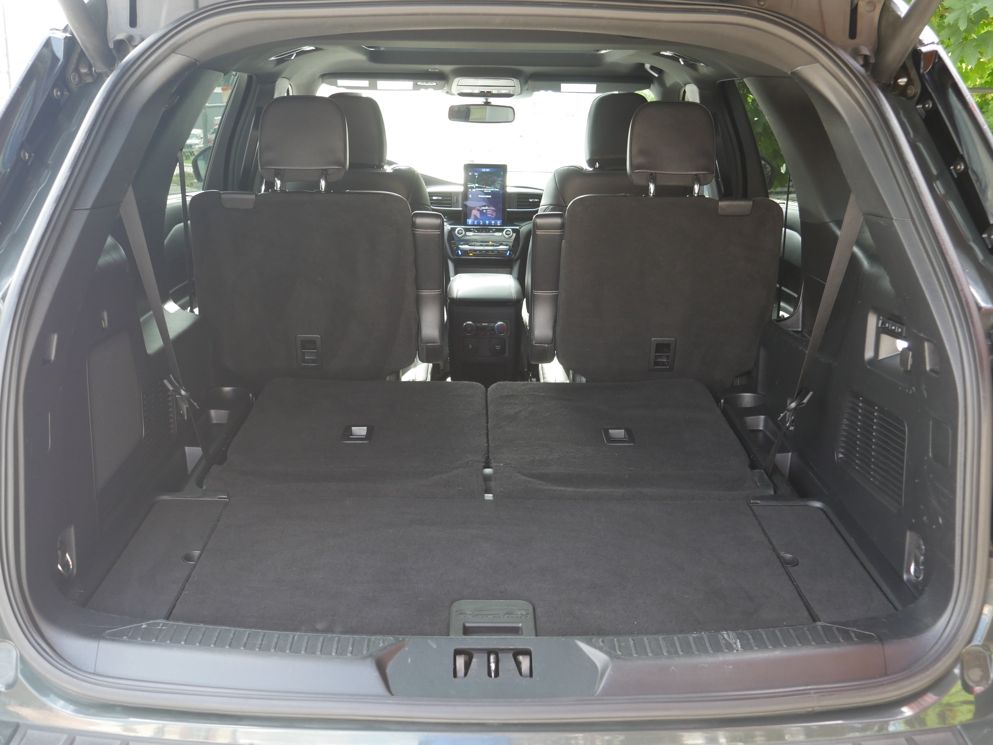Certified 2021 Ford Explorer ST w/ ST Street Pack AWD/4WD image 25