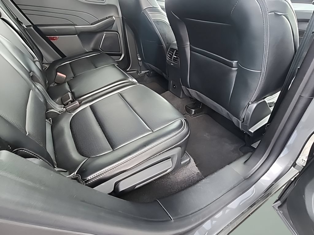 Certified 2024 Ford Escape Platinum AWD/4WD image 14