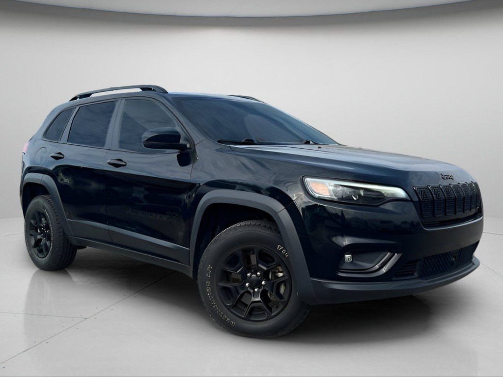 Used 2022 Jeep Cherokee Latitude w/ Trailer Tow Group AWD/4WD image 2