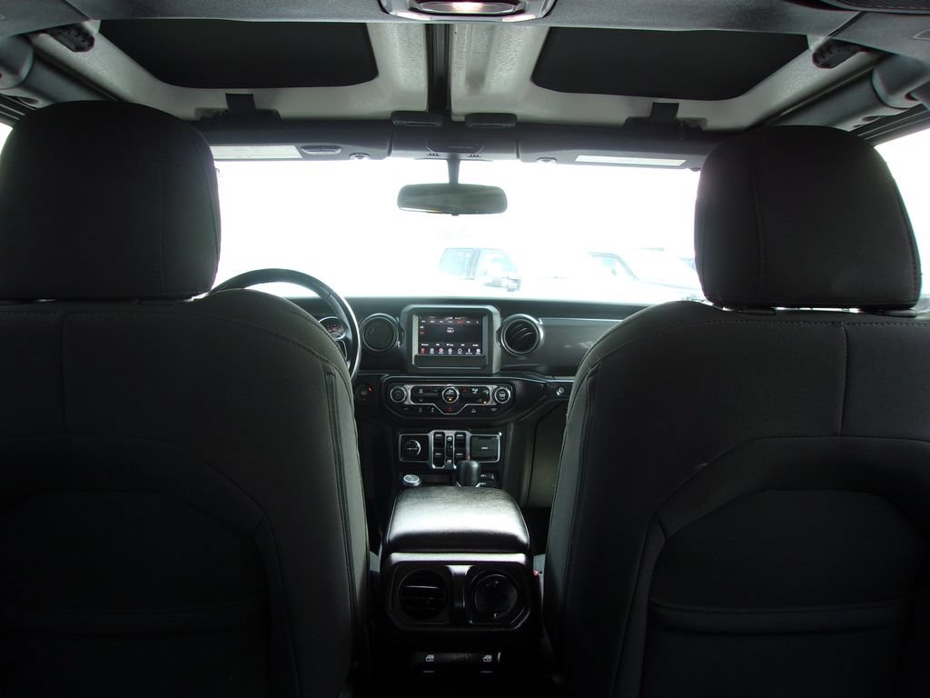 Used 2022 Jeep Wrangler Unlimited Sport AWD/4WD image 7