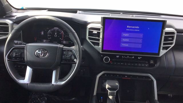 Used 2025 Toyota Sequoia Platinum image 21