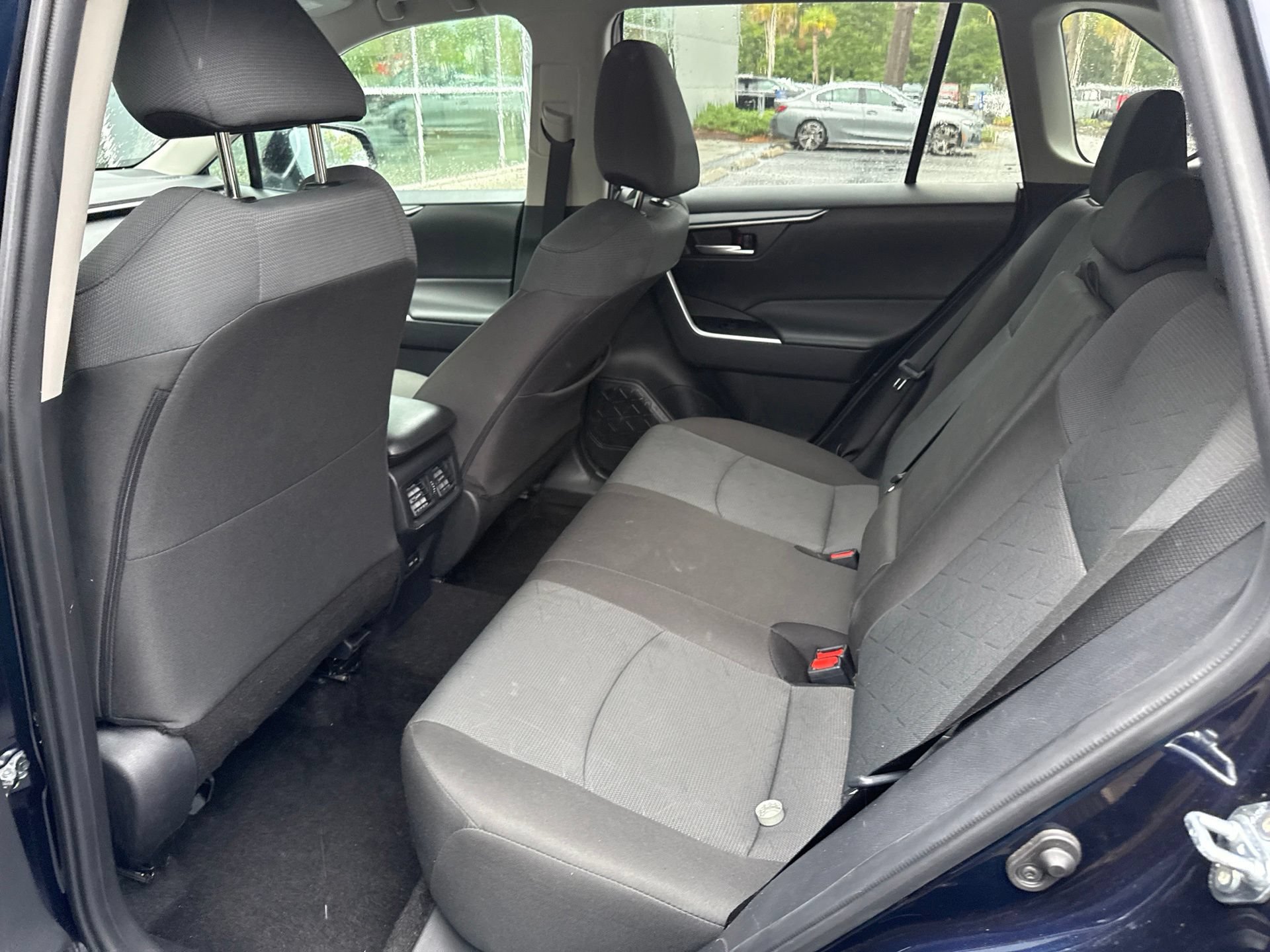 Used 2025 Toyota RAV4 XLE FWD image 11
