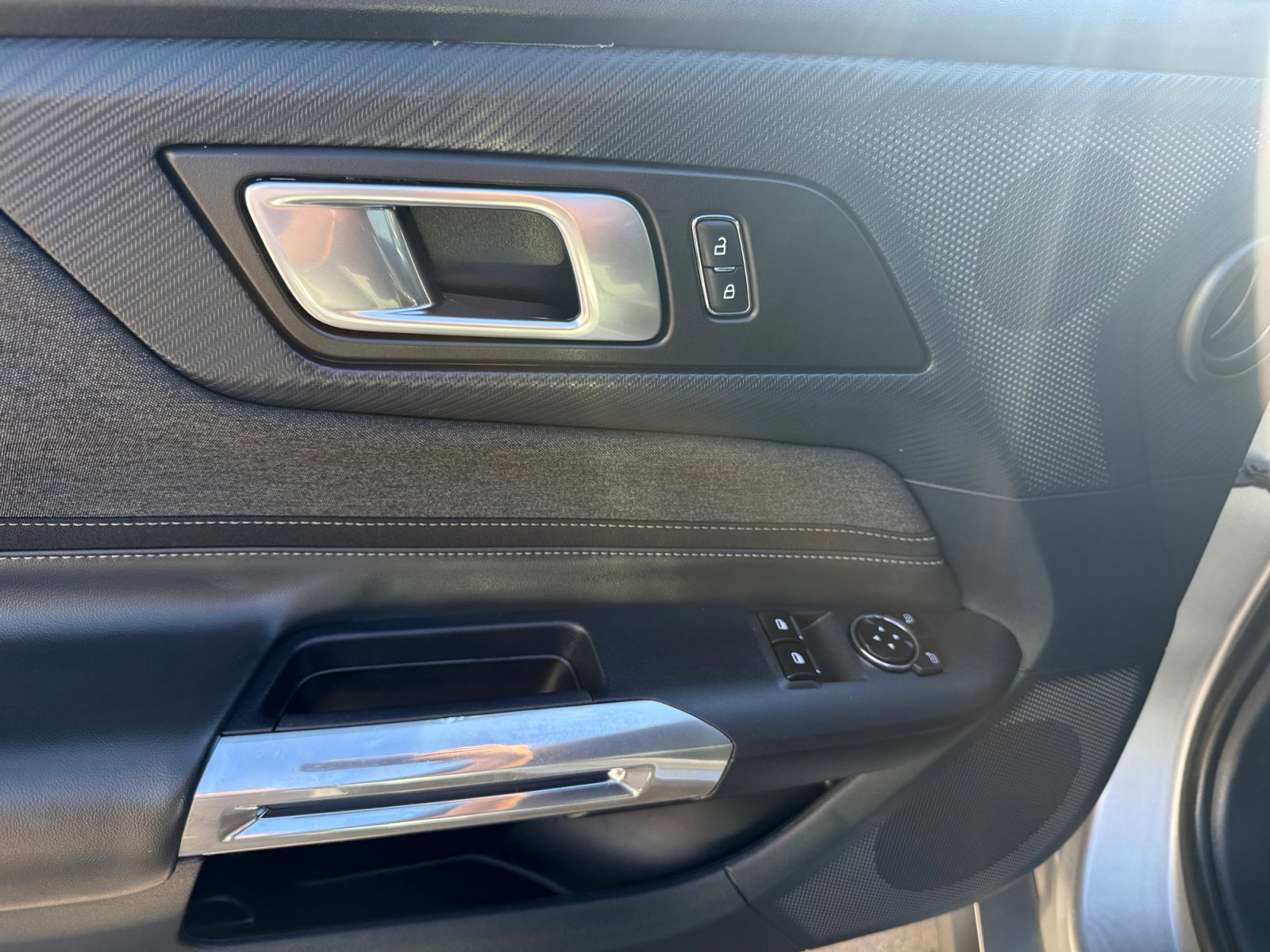 Certified 2024 Ford Mustang Coupe image 13