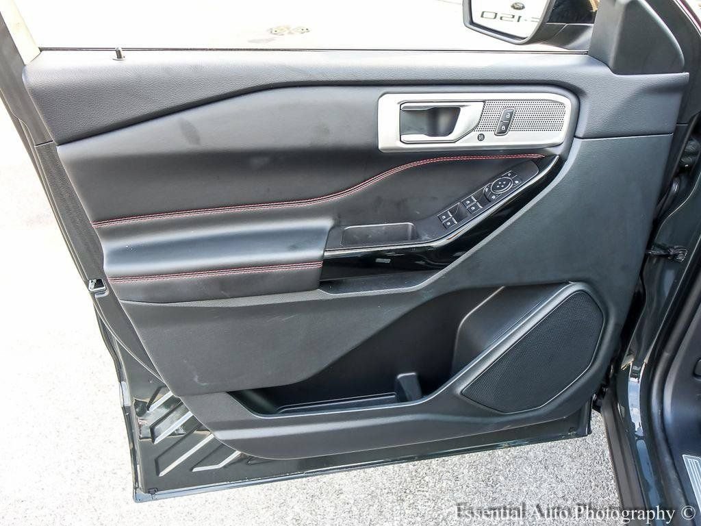 Certified 2024 Ford Explorer ST-Line w/ Class IV Trailer Tow Package AWD/4WD image 22