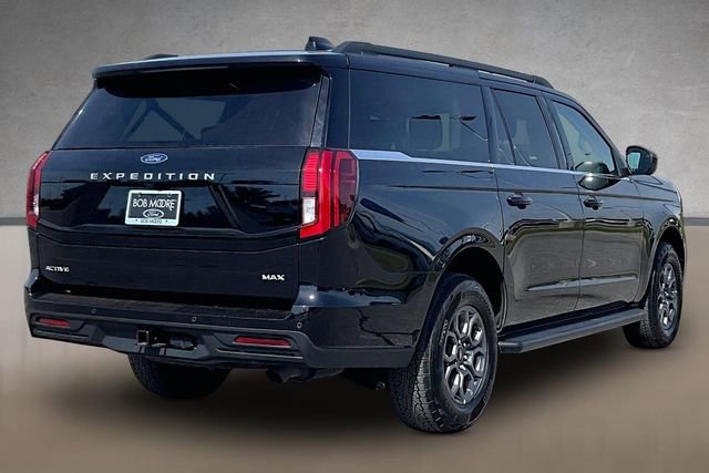Certified 2025 Ford Expedition Max Active RWD image 2