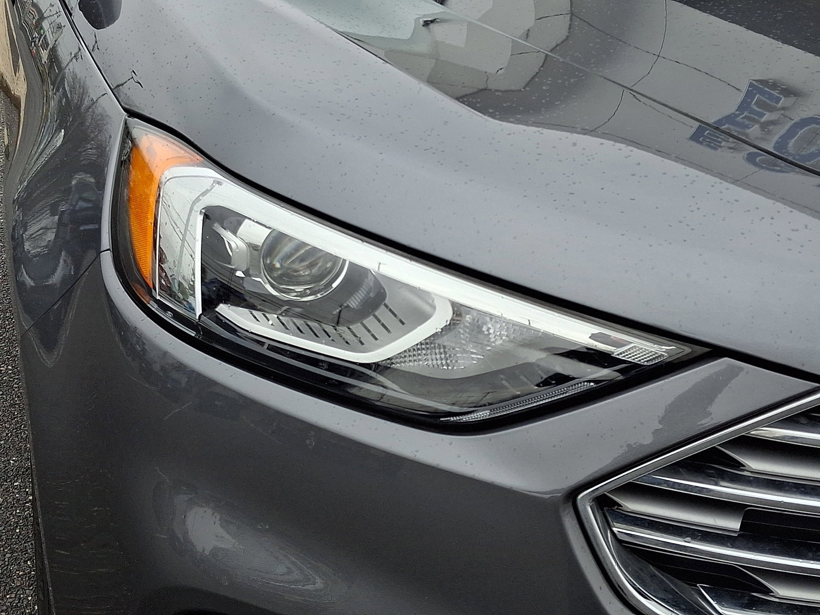 Certified 2022 Ford Edge SE image 9