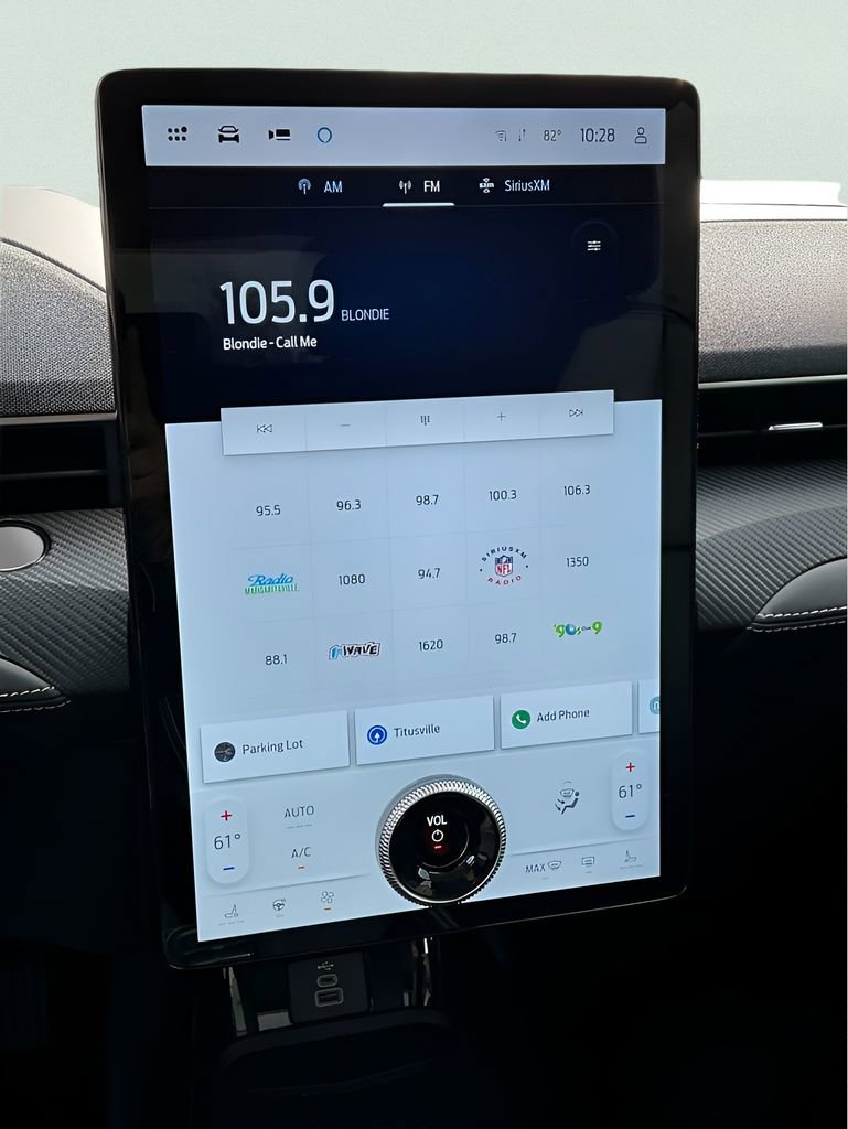 Certified 2025 Ford Mustang Mach-E Premium image 39