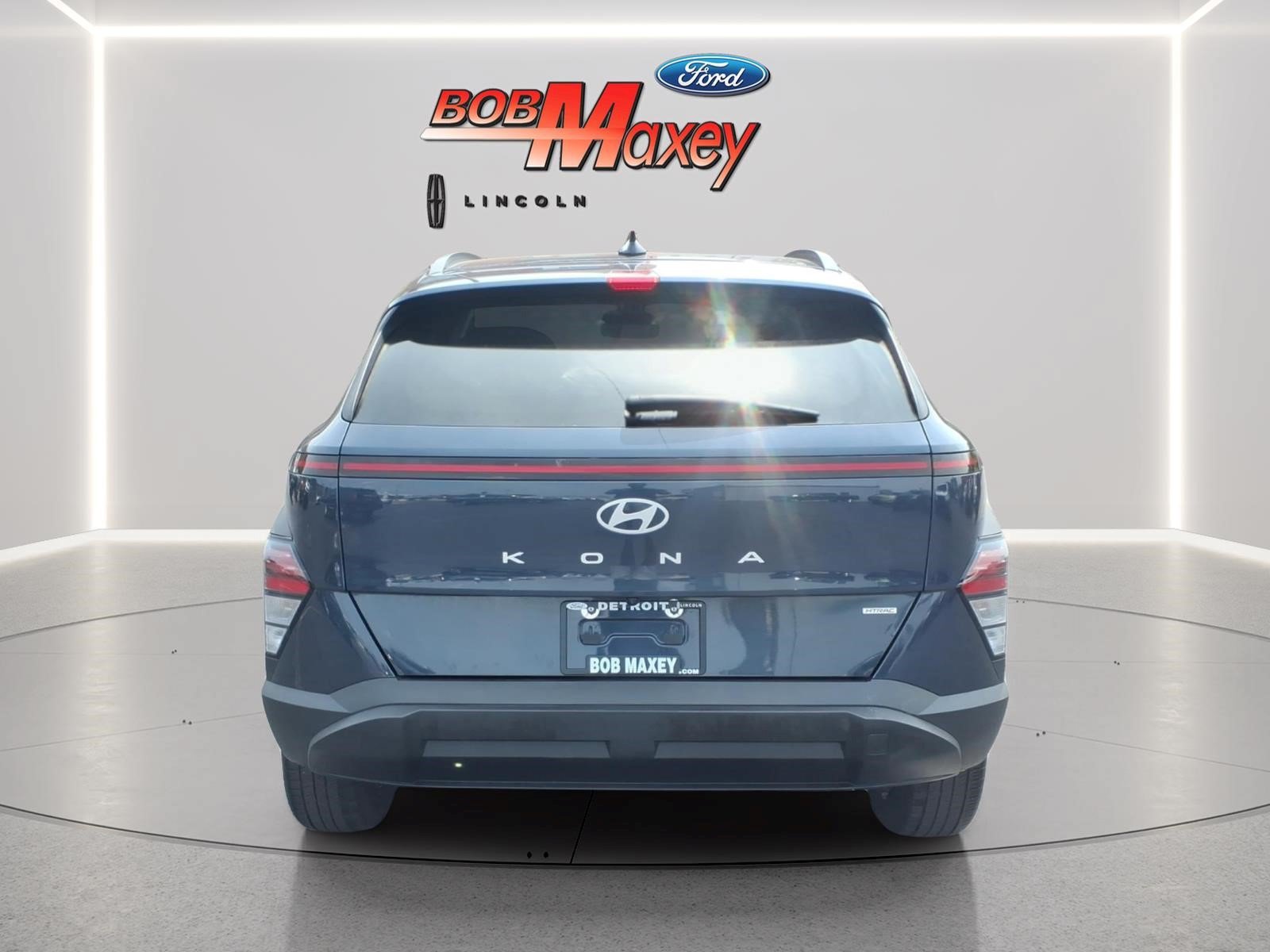 Used 2025 Hyundai Kona SEL AWD/4WD image 5