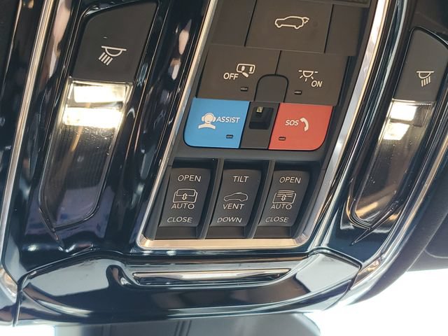Used 2024 Jeep Grand Cherokee Summit AWD/4WD image 21