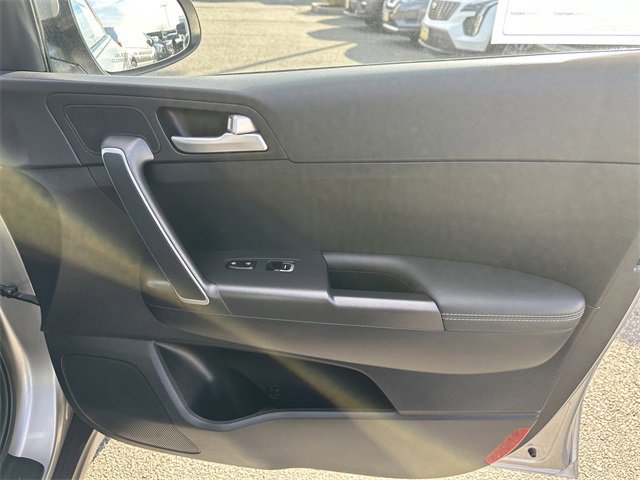 Used 2022 Kia Sportage LX image 35