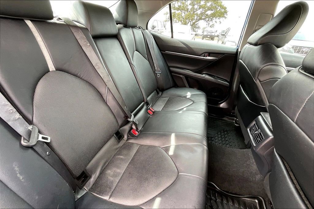 Used 2020 Toyota Camry XSE image 22
