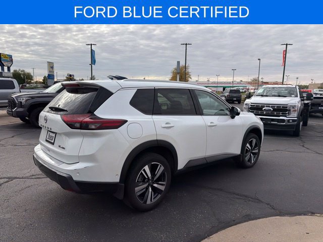 Used 2025 Nissan Rogue SL w/ SL Premium Package AWD/4WD image 5