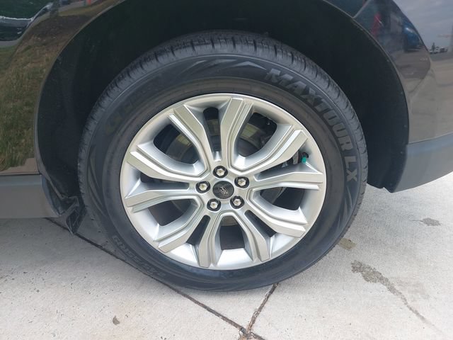 Certified 2023 Ford Edge Titanium AWD/4WD image 32