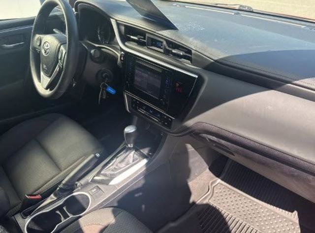 Used 2019 Toyota Corolla LE image 24