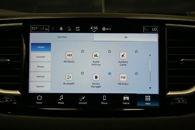 Used 2024 Chrysler Pacifica Touring-L FWD image 33