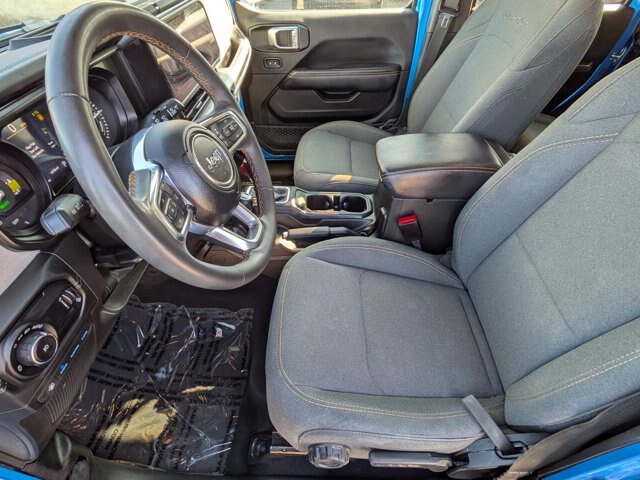 Used 2024 Jeep Wrangler Unlimited Sahara AWD/4WD image 13