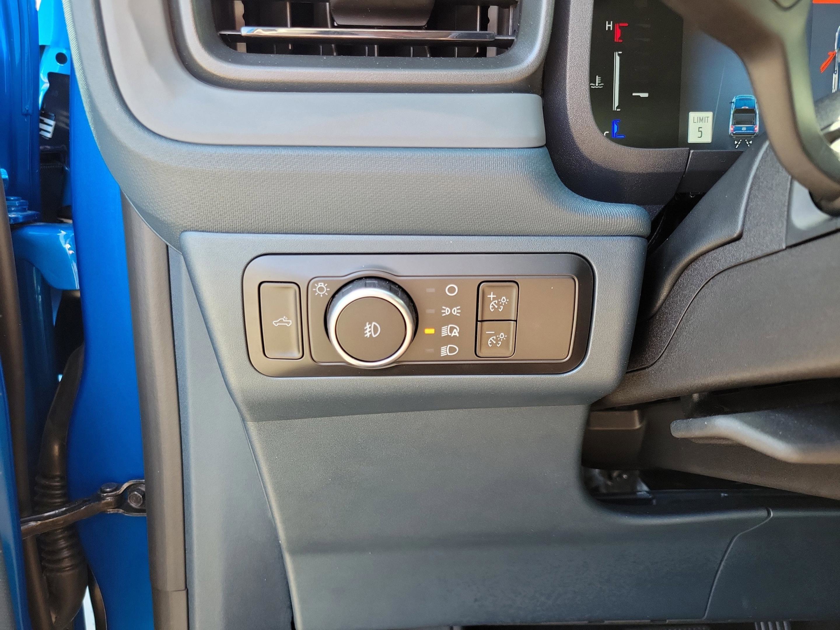 Certified 2025 Ford Maverick Lobo image 7