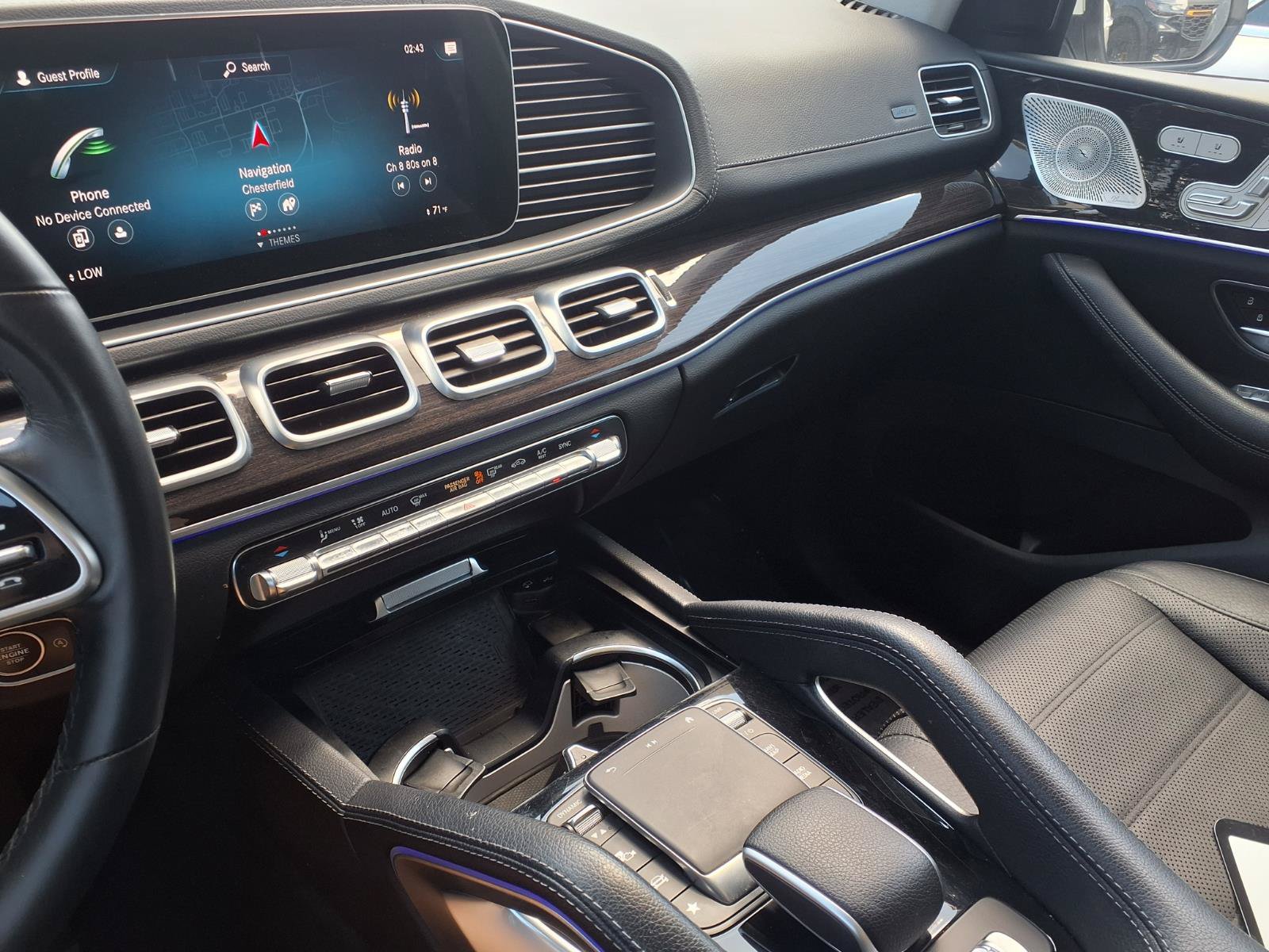 Used 2023 Mercedes-Benz GLS 450 4MATIC image 11