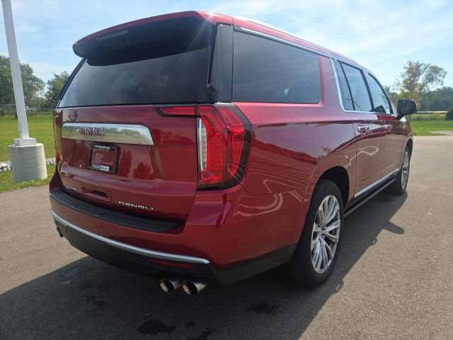 Used 2021 GMC Yukon XL Denali w/ Denali Ultimate Package AWD/4WD image 7