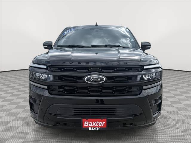 Certified 2024 Ford Expedition Limited AWD/4WD image 2
